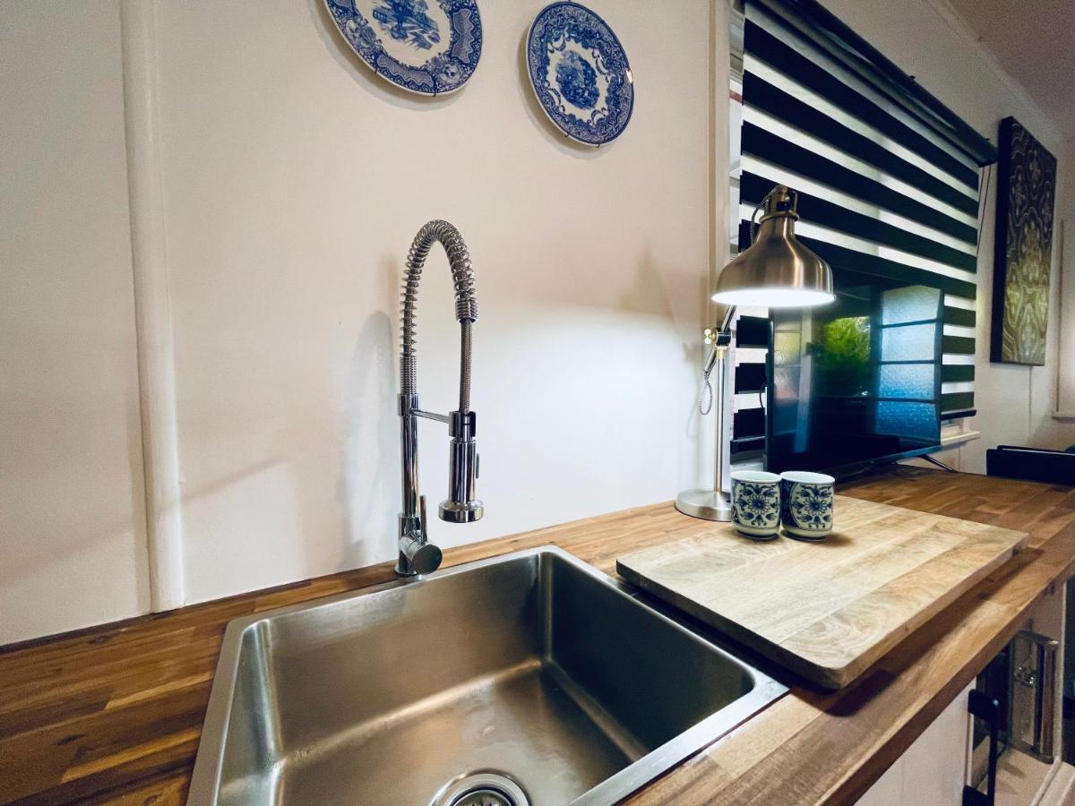 Town Cottage Тентерфилд Экстерьер фото